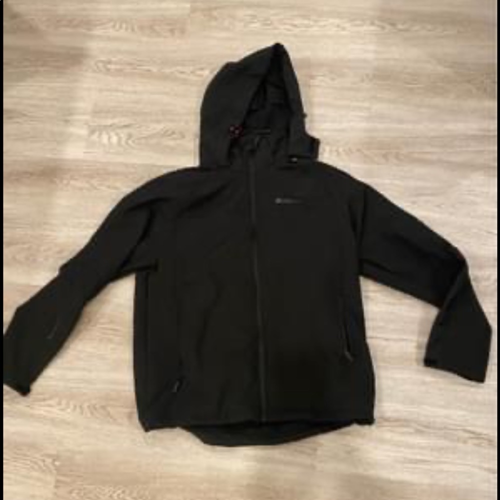 Men’s Mountain Warehouse Shell!